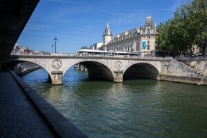 0140-Pont Saint-Michel-3
