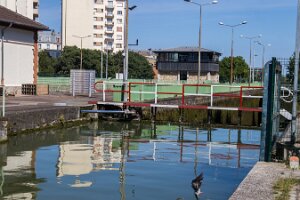 0590-Passerelle Ecluses Canal de Saint-Denis
