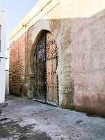 A la sortie de la Médina A côté de Bab Laâlou