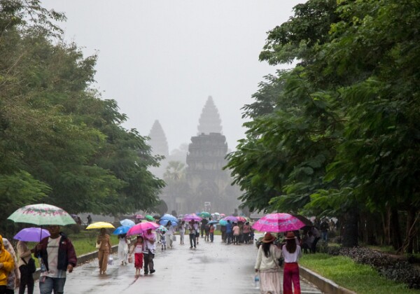 100 Angkor Wat