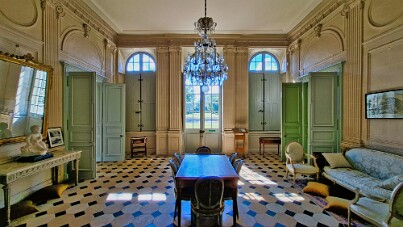 Château de Bouges null