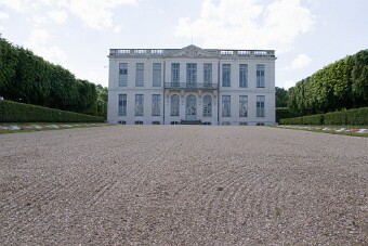 Château de Bouges null