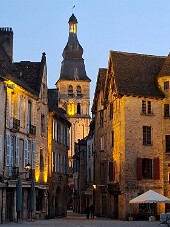 Sarlat la Cadena null